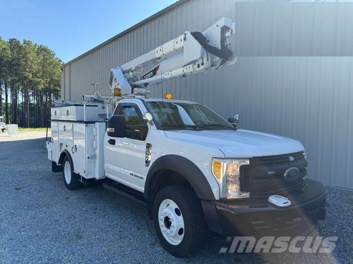 Ford F-550 Ant vilkikų montuojamos kėlimo platformos