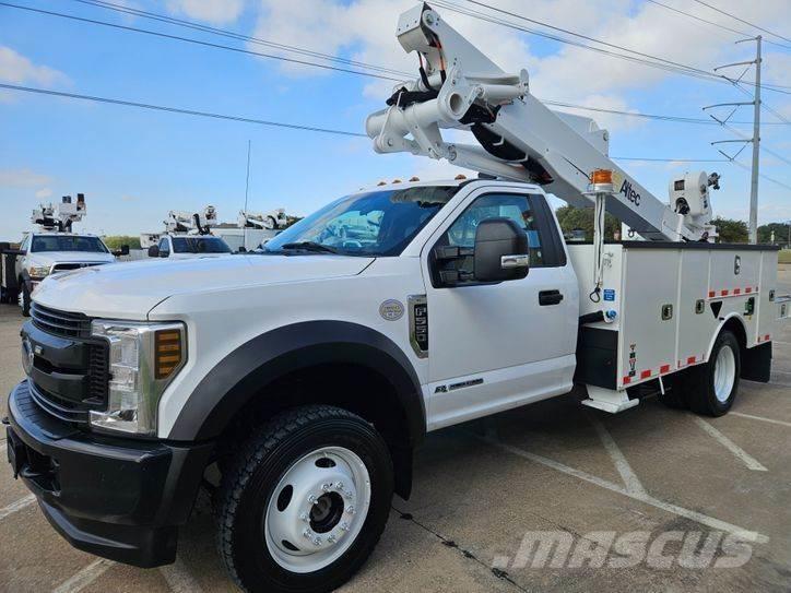 Ford F-550 Ant vilkikų montuojamos kėlimo platformos