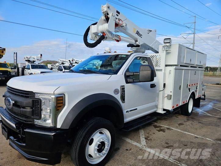 Ford F-550 Ant vilkikų montuojamos kėlimo platformos