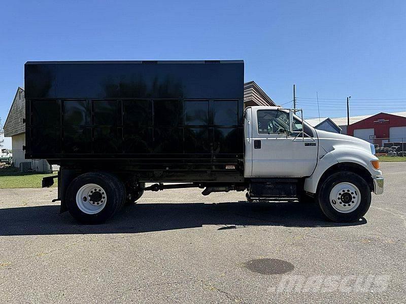 Ford F-750 Sunkvežimiai skiedroms vežti