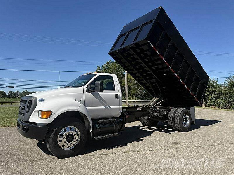 Ford F-750 Sunkvežimiai skiedroms vežti