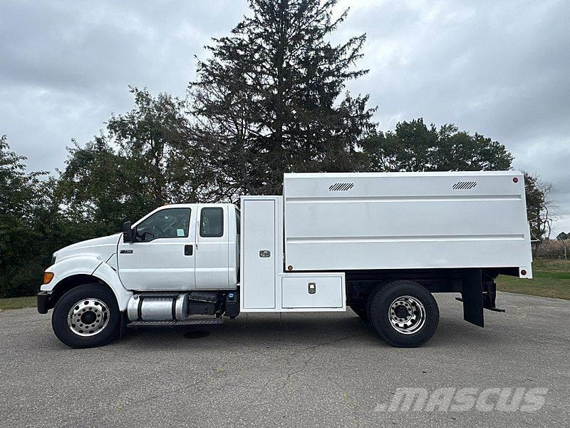 Ford F-750 Sunkvežimiai skiedroms vežti