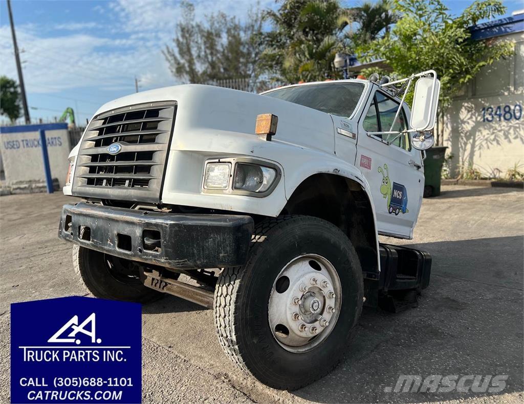Ford F-800 Transportas - Kita