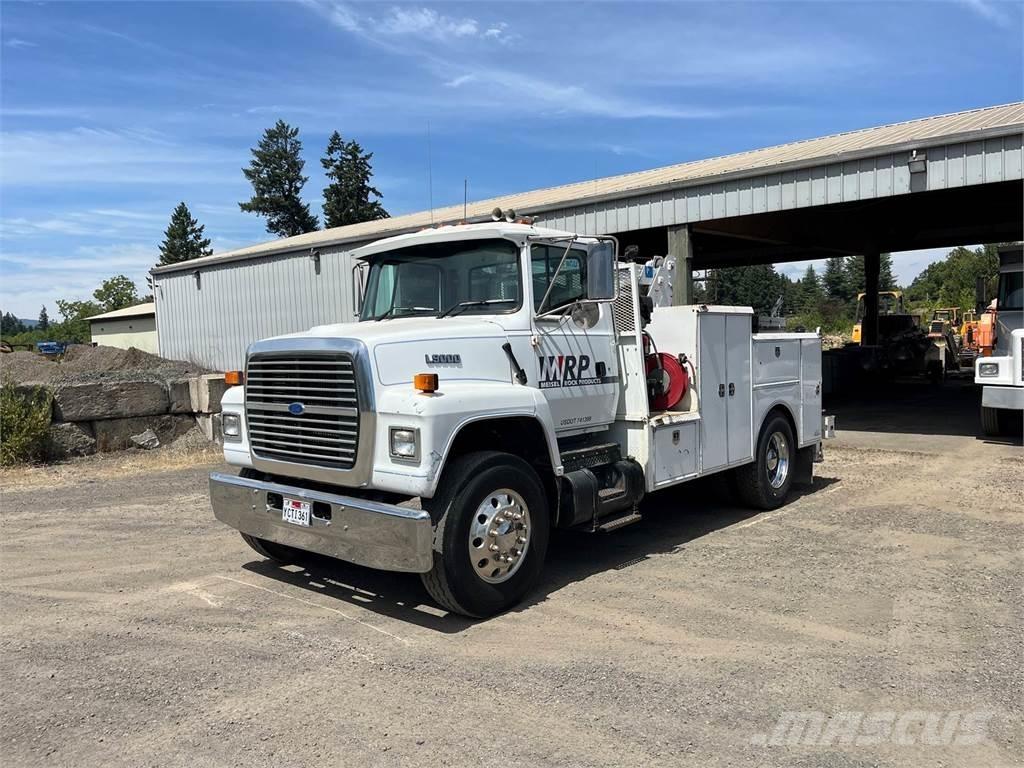 Ford L8000 Visuotinės / bendrosios paskirties automobiliai