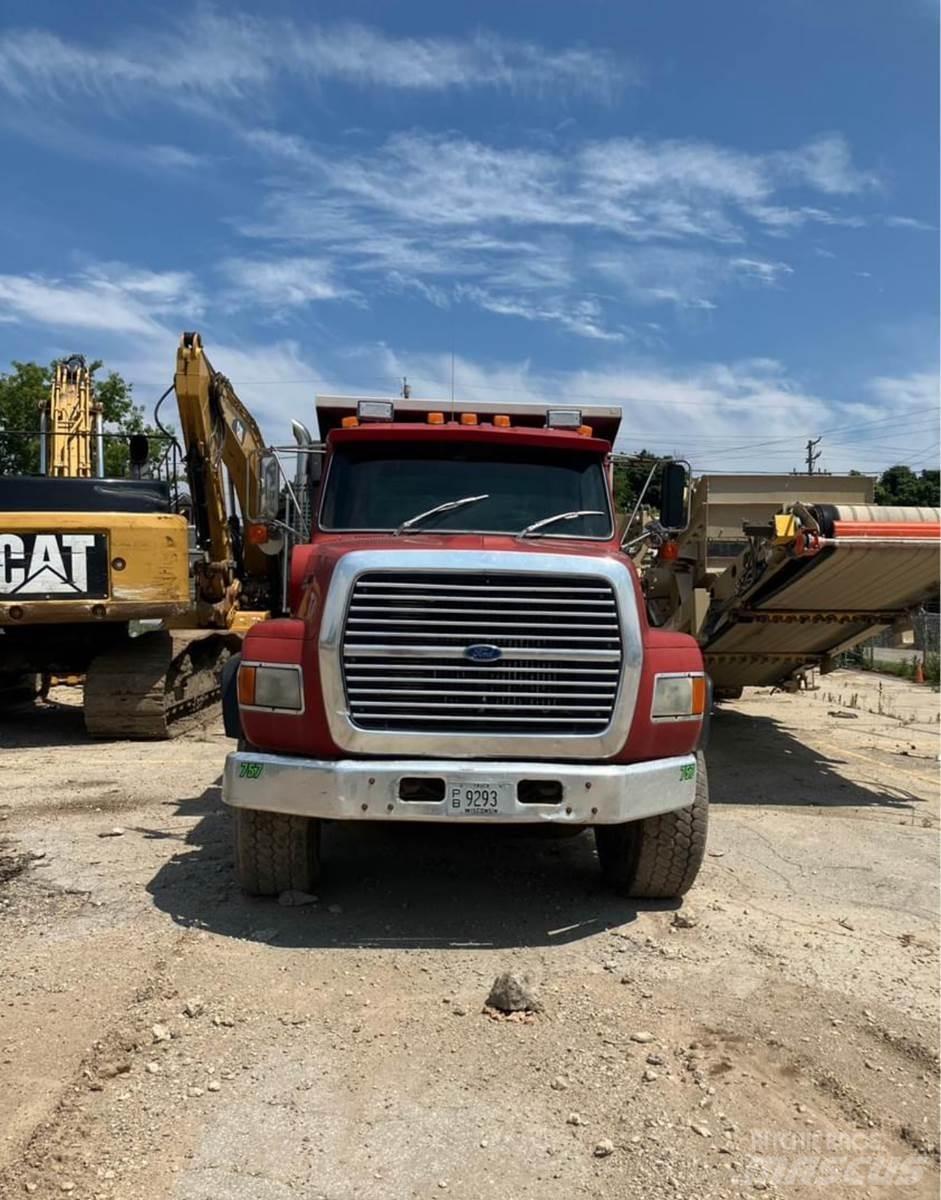 Ford L9000 Automobilinės cisternos