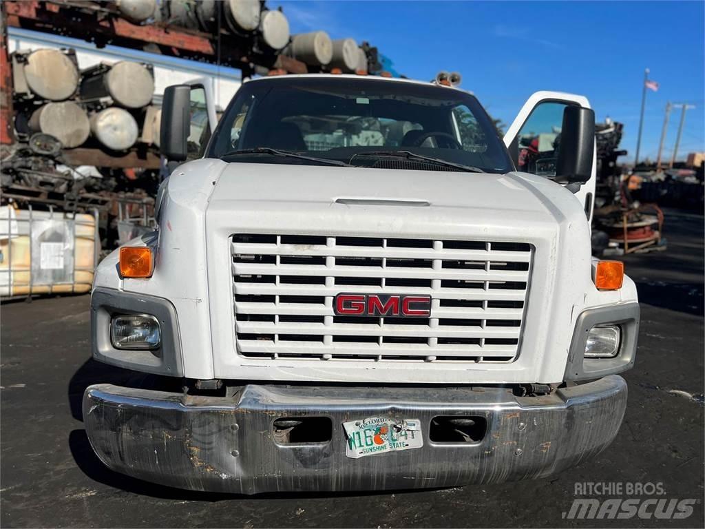 GMC C7500 Transportas - Kita