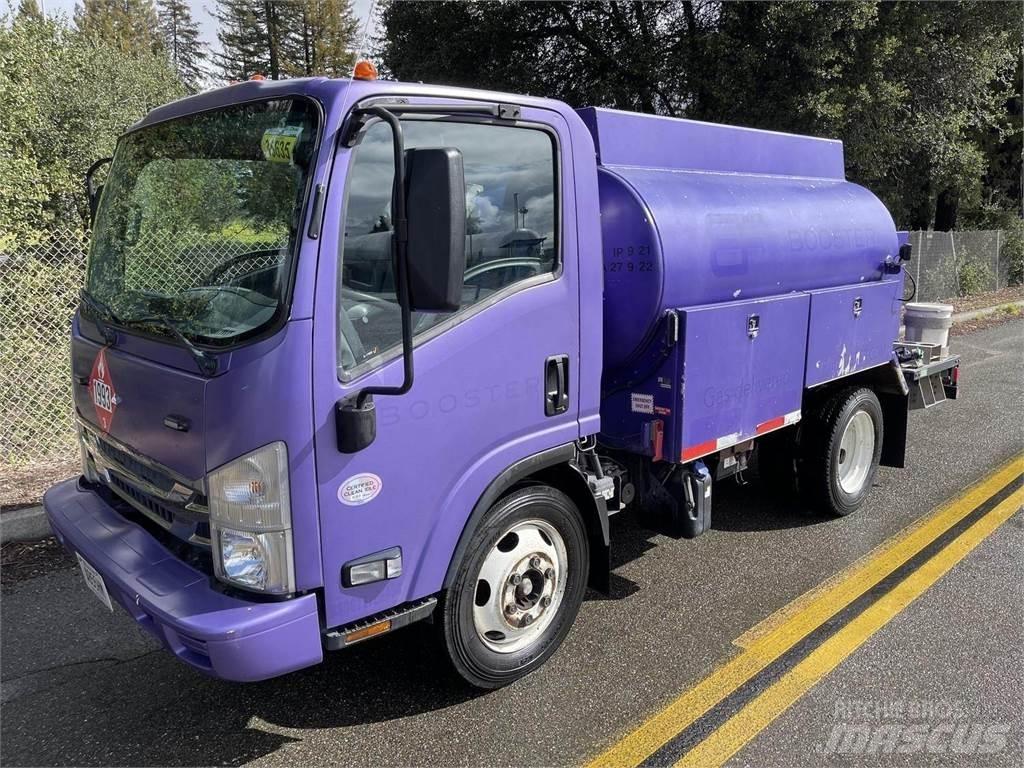 Isuzu NPR Automobilinės cisternos