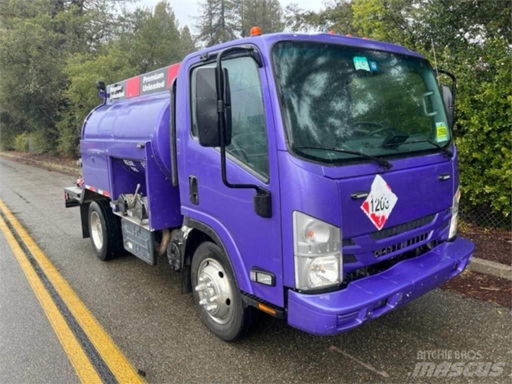 Isuzu NPR Automobilinės cisternos