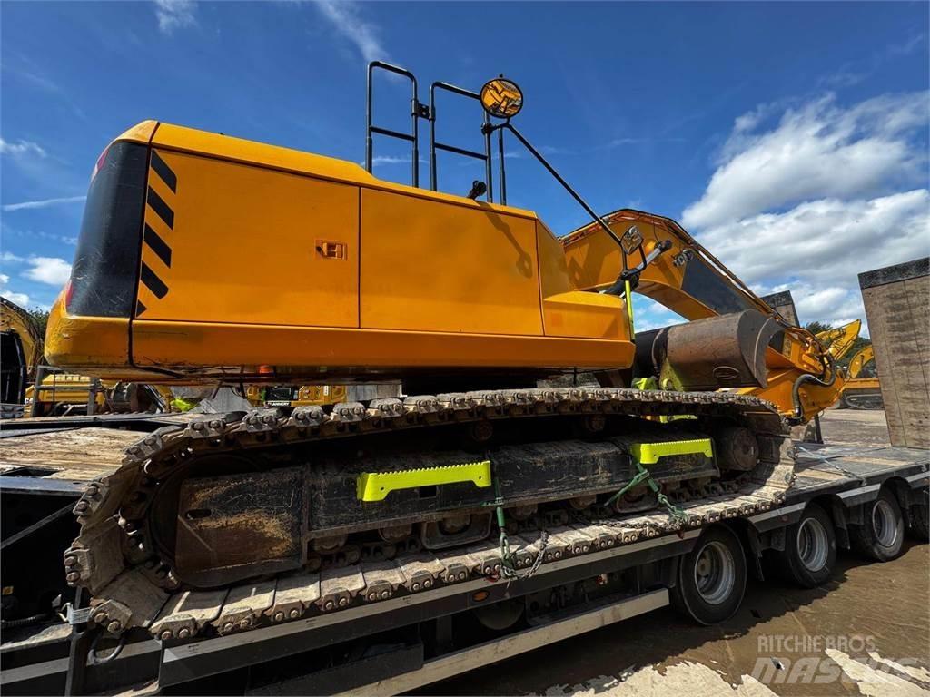 JCB 220XLC Vikšriniai ekskavatoriai