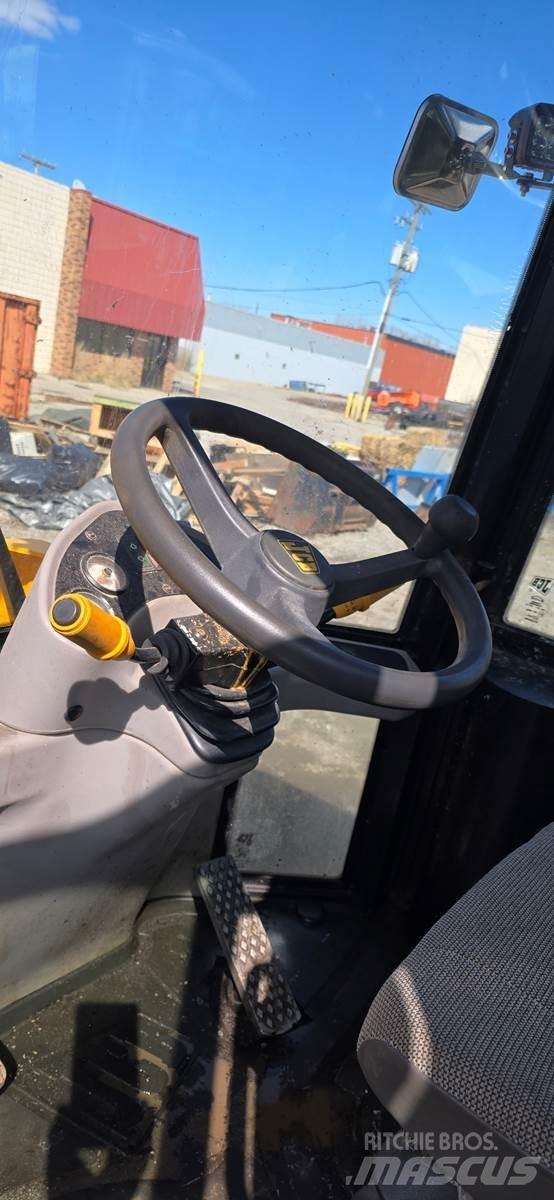 JCB 407 Naudoti ratiniai krautuvai