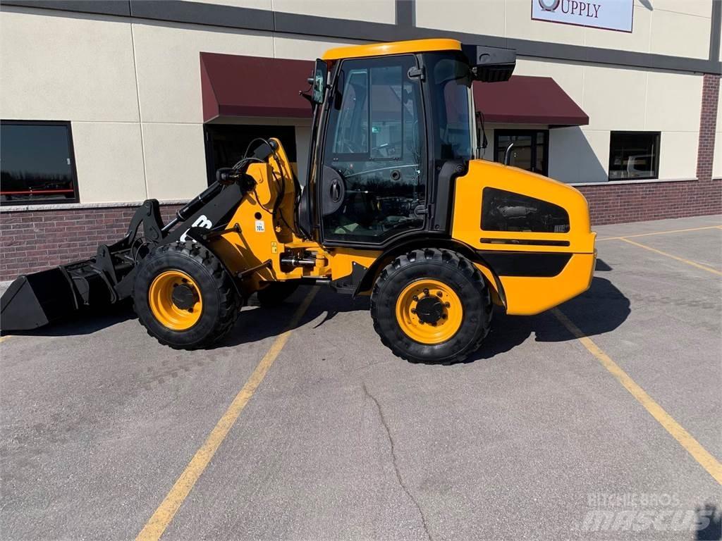 JCB 407B Naudoti ratiniai krautuvai