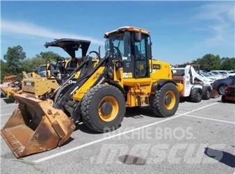 JCB 416 HT Naudoti ratiniai krautuvai