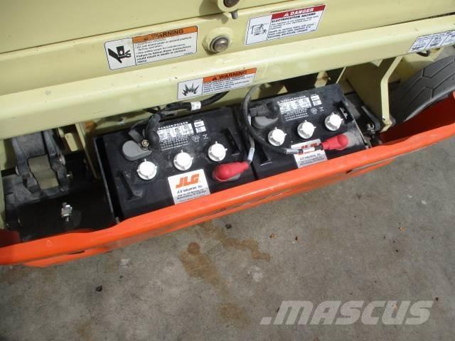 JLG 1930ES Žirkliniai keltuvai