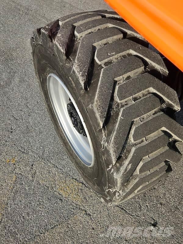 JLG 400S Teleskopiniai keltuvai