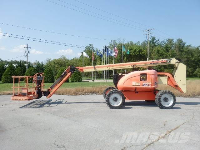 JLG 600AJ Kiti keltuvai ir platformos