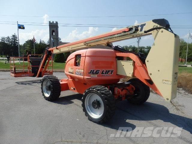 JLG 600AJ Kiti keltuvai ir platformos