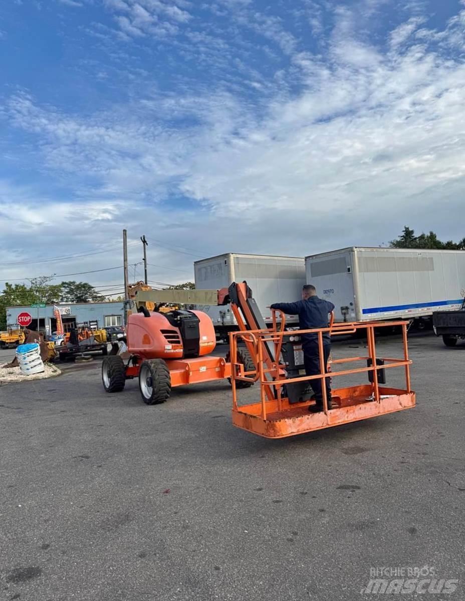 JLG 600AJ Kiti keltuvai ir platformos
