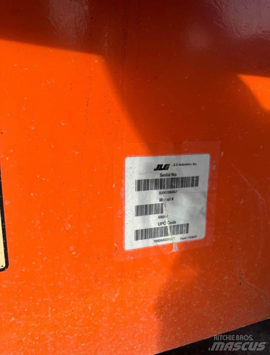 JLG 600AJ Kiti keltuvai ir platformos