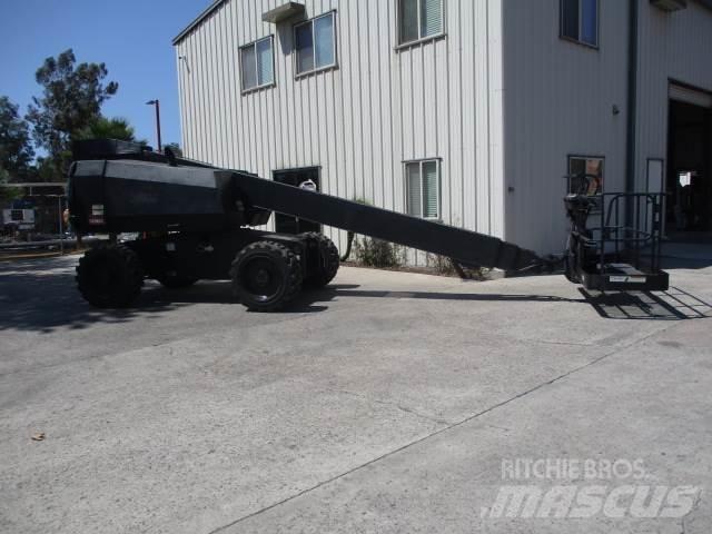 JLG 600S Kiti keltuvai ir platformos