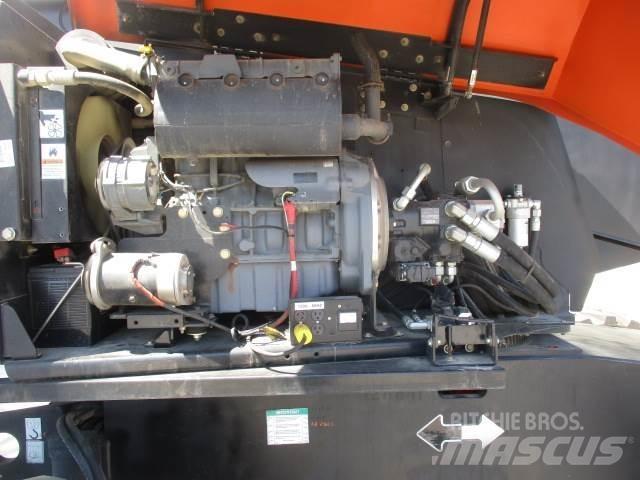 JLG 600S Kiti keltuvai ir platformos