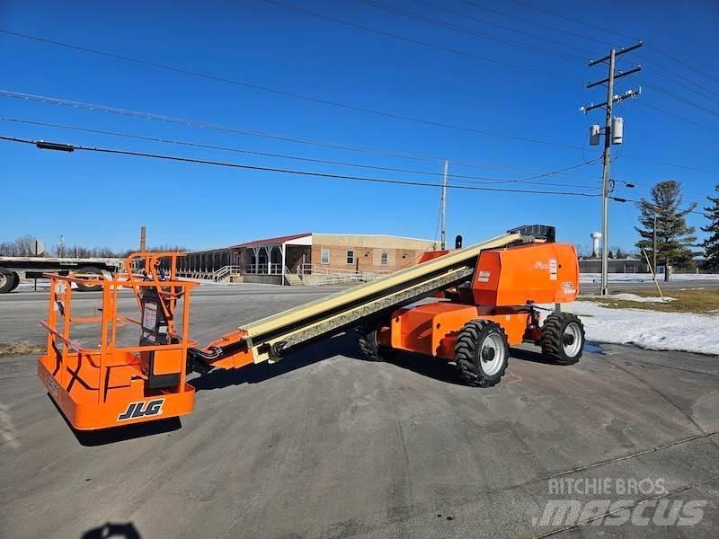 JLG 600S Teleskopiniai keltuvai