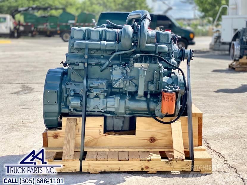 Mack 673 Varikliai
