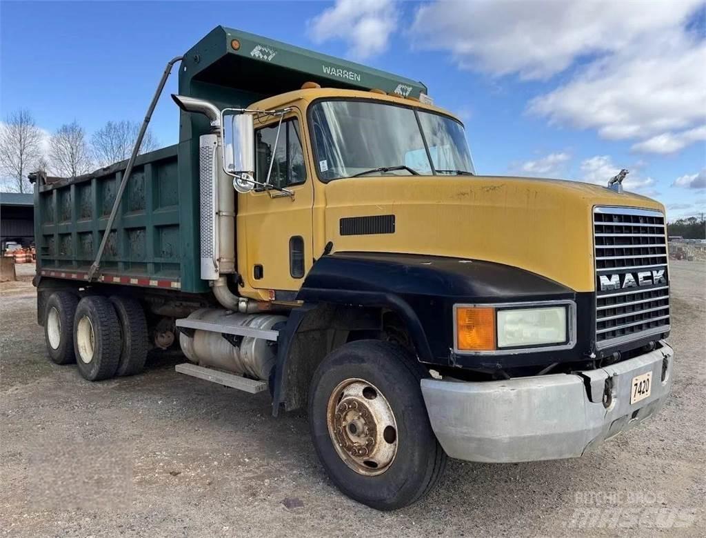 Mack CH613 Savivarčių priekabų vilkikai