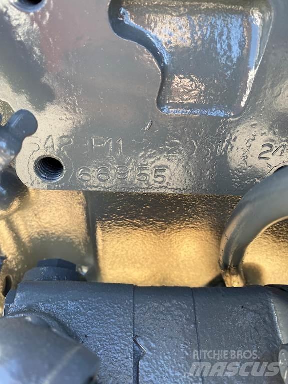 Mack E6 Varikliai