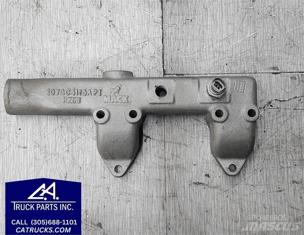 Mack E7 Transportas - Kita