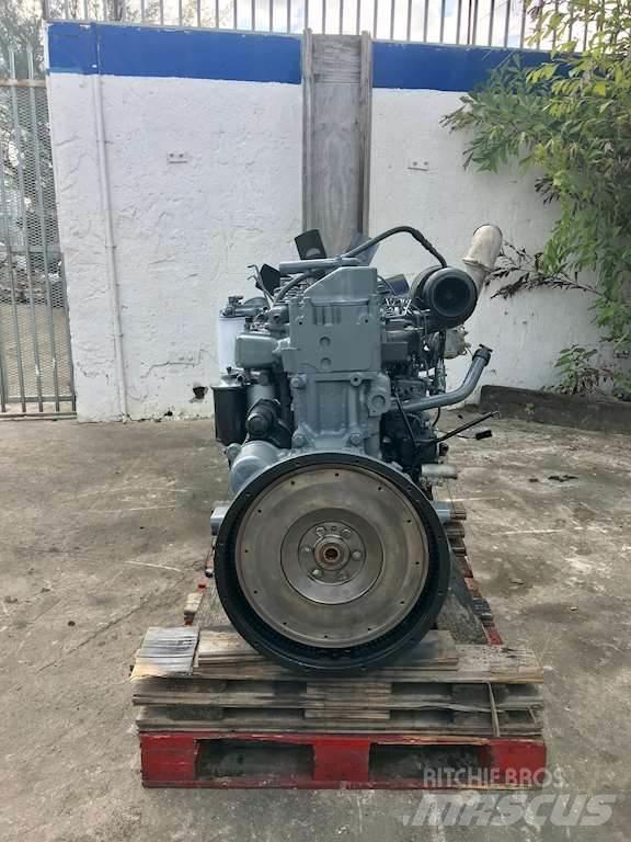 Mack E7 Varikliai