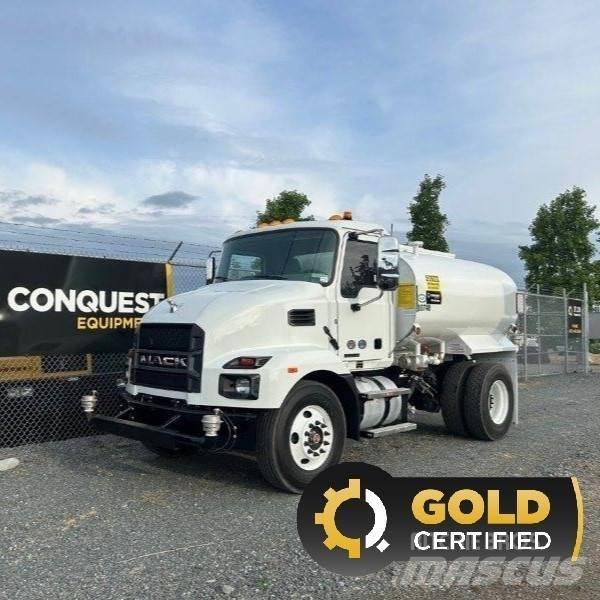 Mack MD642 Automobilinės cisternos
