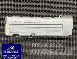 Mack MP7 Transportas - Kita