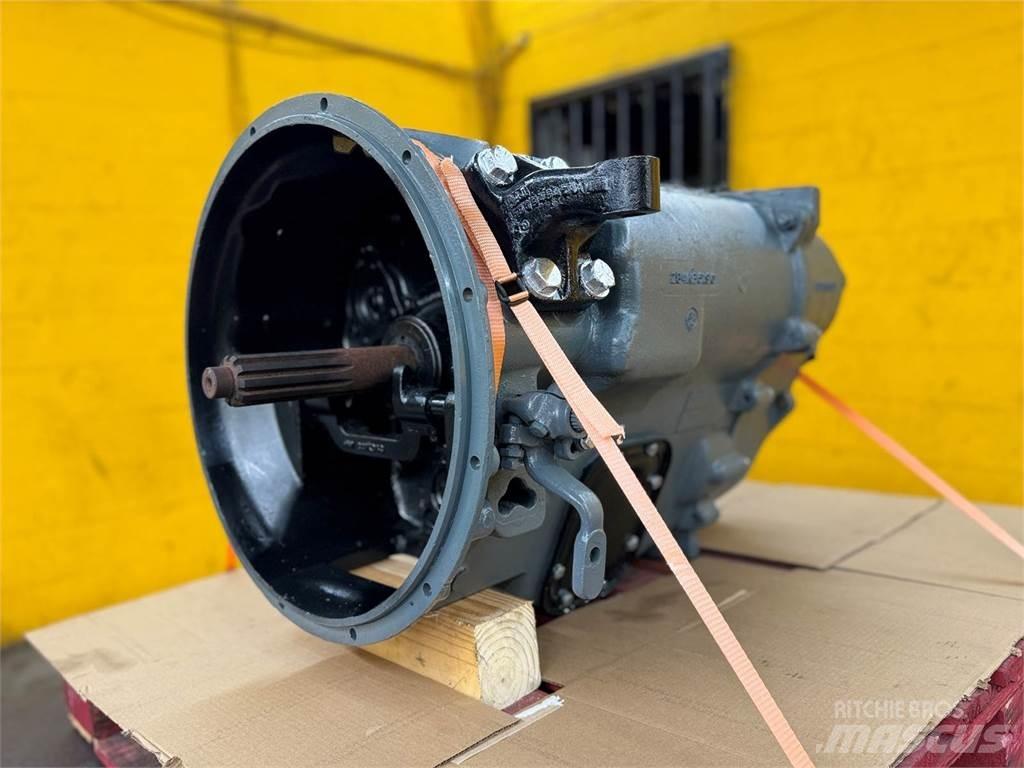Mack T2100 Pavarų dėžės