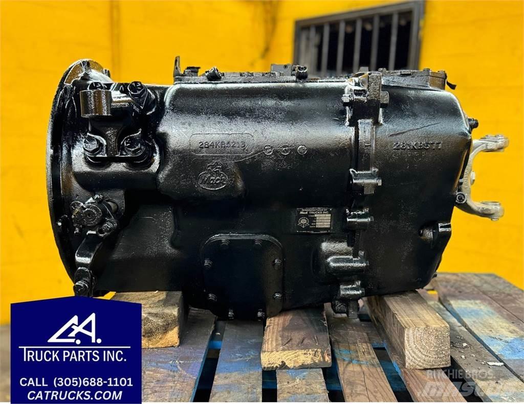 Mack T2100 Pavarų dėžės