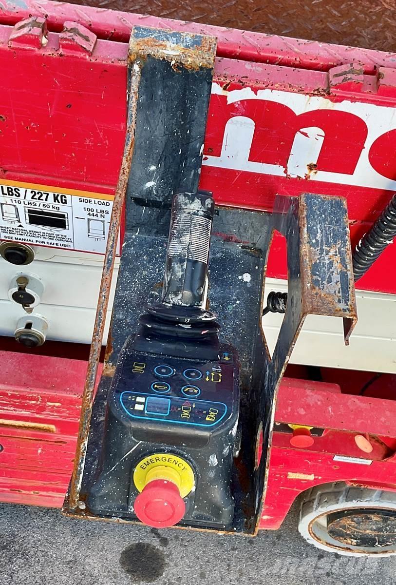 MEC 1930SE Žirkliniai keltuvai