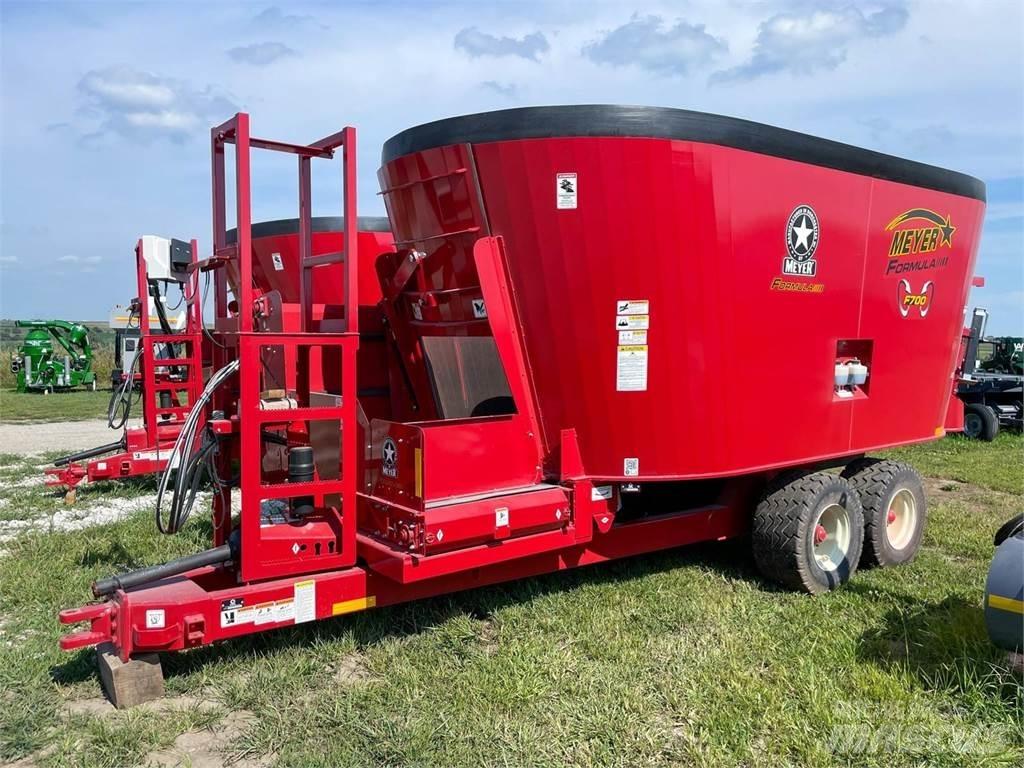 Meyer F700 Pašarų maišytuvai-dalytuvai