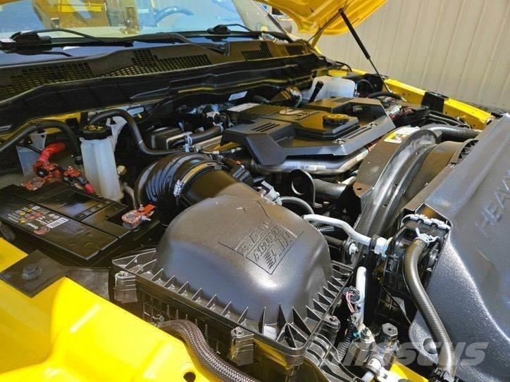 RAM 5500 Ant vilkikų montuojamos kėlimo platformos