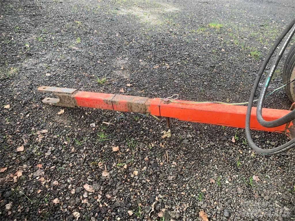  Ty-Crop Pašarų vežimai