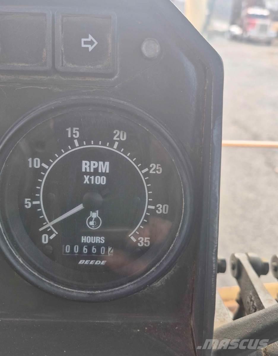 Volvo G86 Greideriai