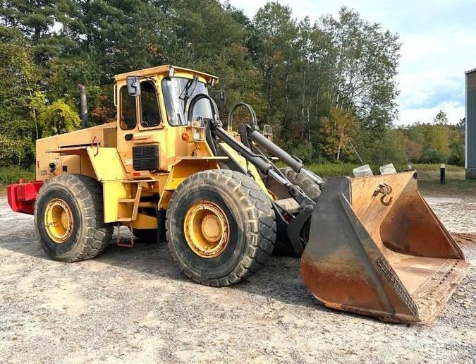 Volvo L120 Naudoti ratiniai krautuvai