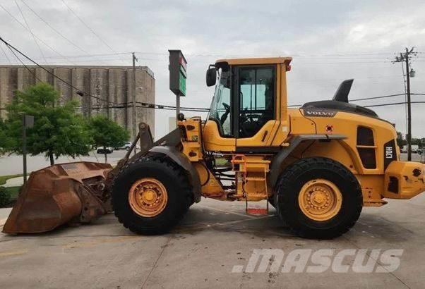 Volvo L70H Naudoti ratiniai krautuvai