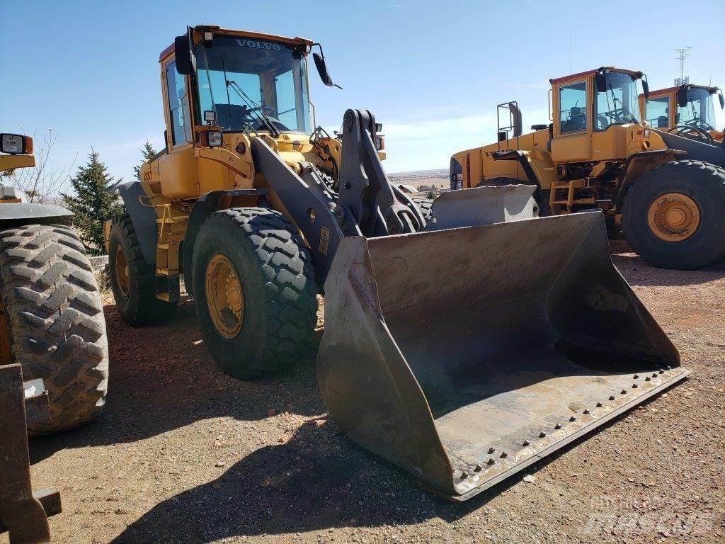 Volvo L90E Naudoti ratiniai krautuvai