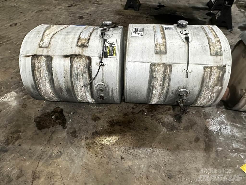 Volvo VNL Automobilinės cisternos