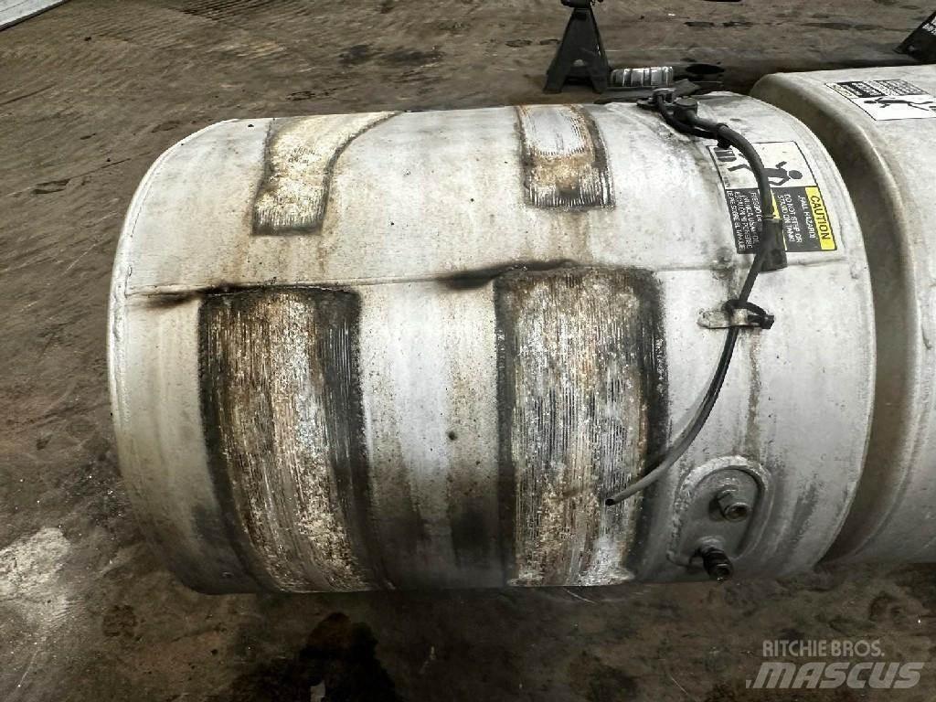 Volvo VNL Automobilinės cisternos