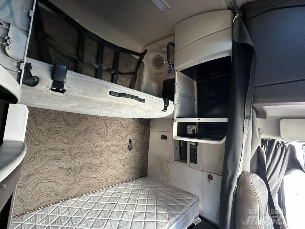 Volvo VNL Transportas - Kita