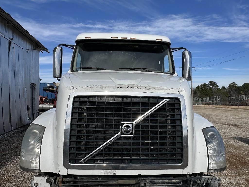Volvo VNL Transportas - Kita