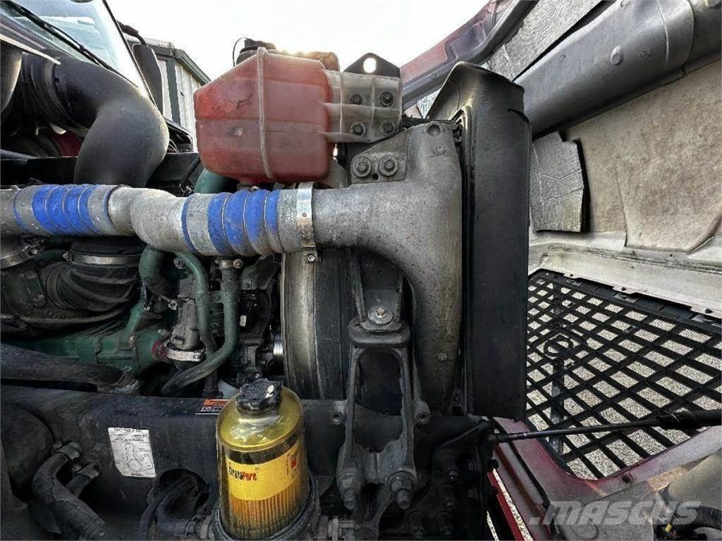 Volvo VNL Radiatoriai
