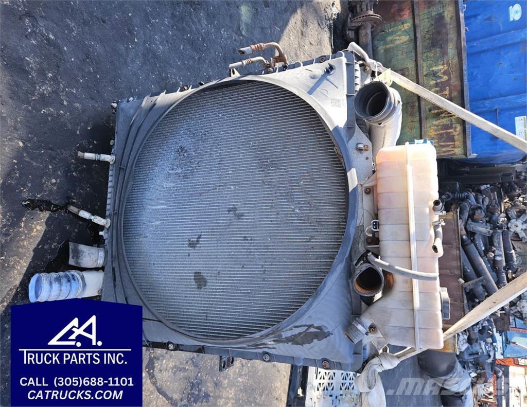 Volvo VNL Radiatoriai