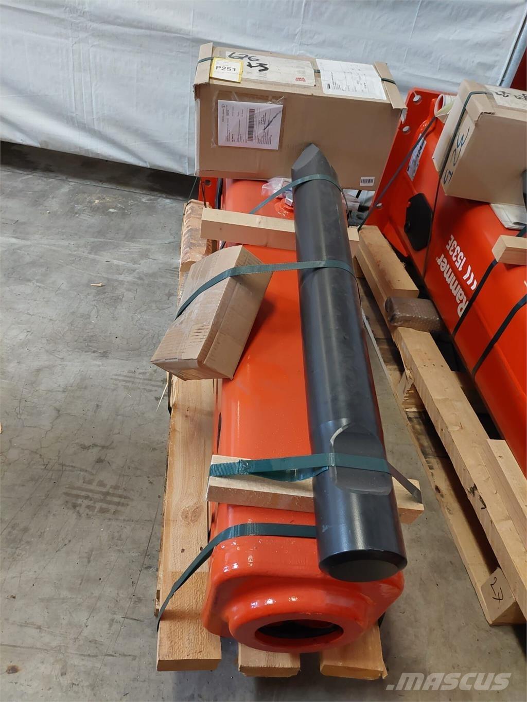 Rammer 1533E Statyba - Kita