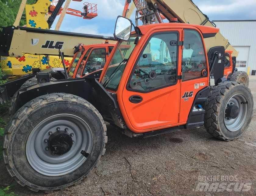 JLG 943 Teleskopiniai krautuvai